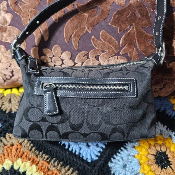 2005 Vintage y2k Coach Demi Shoulder Bag in Black Monochrome Jacquard Purse - Picture 2 of 8